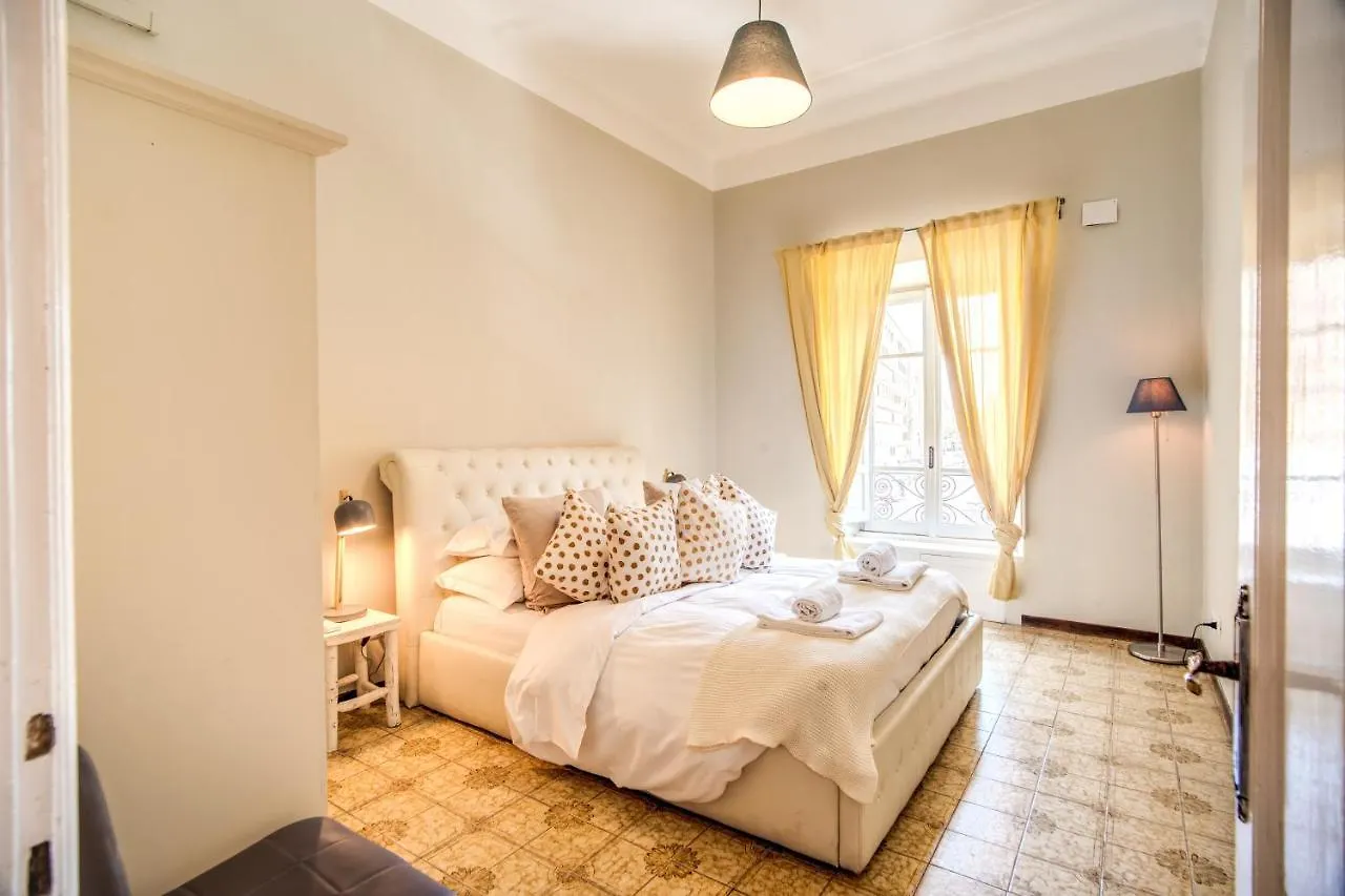 Colonna Suite - Rome San Giovanni